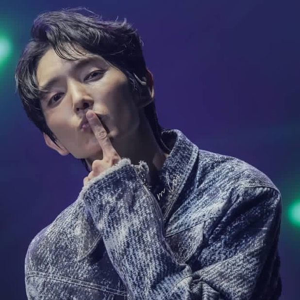 Latest photo of Lee Joongi