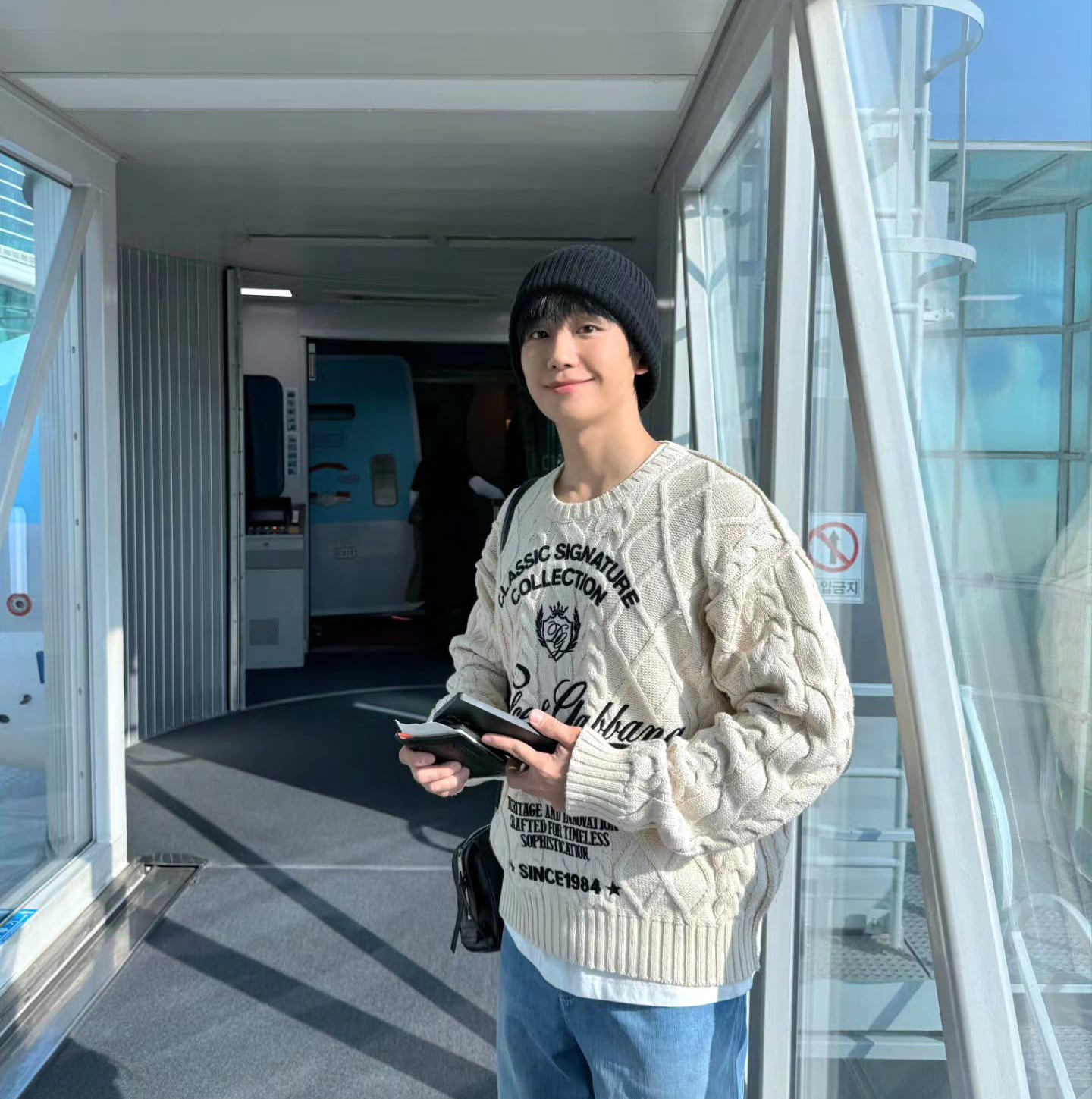 Behind-the-scenes cut of Jung Haein