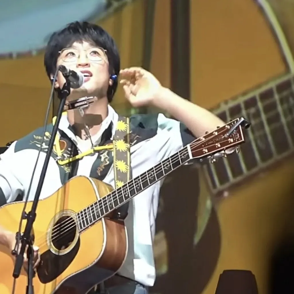 A moment captured by a fan of Bak Changgeun