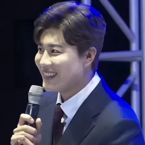 A moment captured by a fan of Jin Haesung