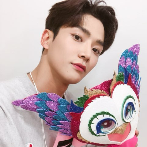 Foto terbaru dari Rowoon