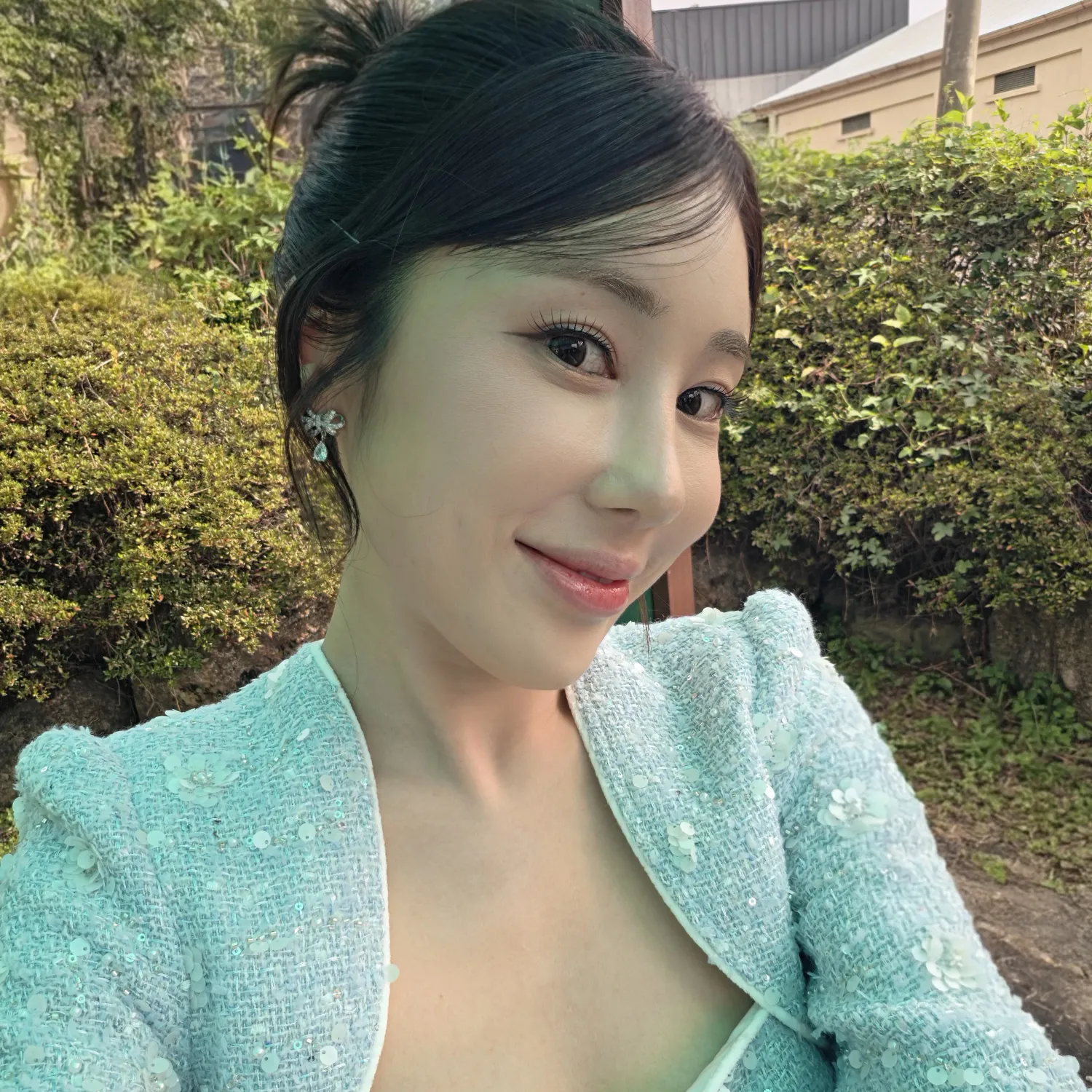 Foto kegiatan terbaru dari Kim Soyou