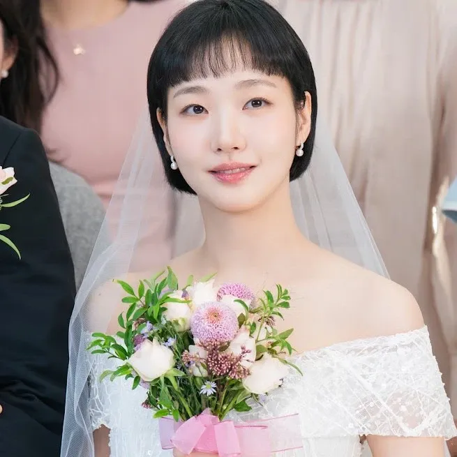 Behind-the-scenes cut of Kim Goeun