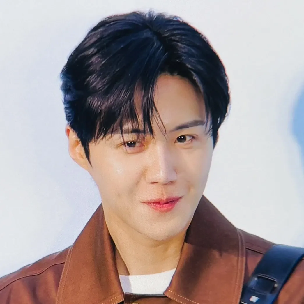 Cuplikan di balik layar dari Kim Seonho