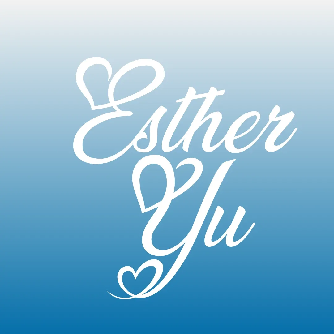 A moment captured by a fan of Esther Yu
