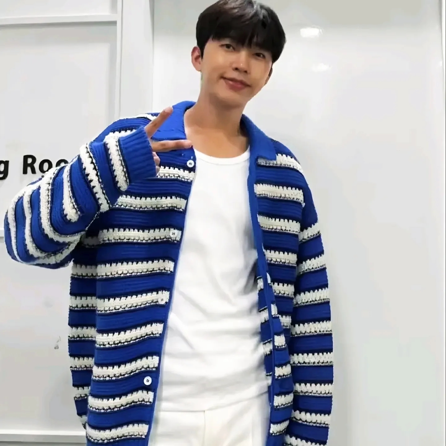 Cuplikan di balik layar dari Lim Youngwoong