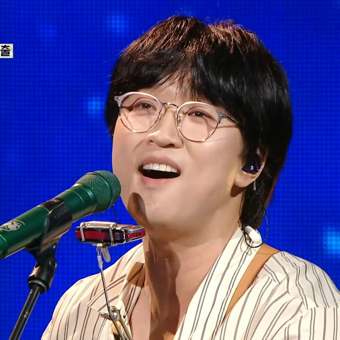 A moment captured by a fan of Bak Changgeun