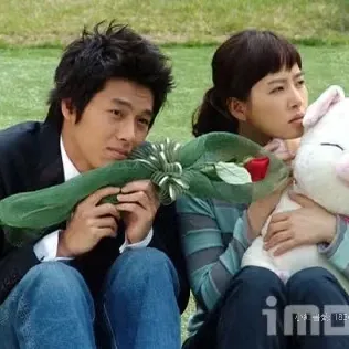 Foto kegiatan terbaru dari Hyun Bin