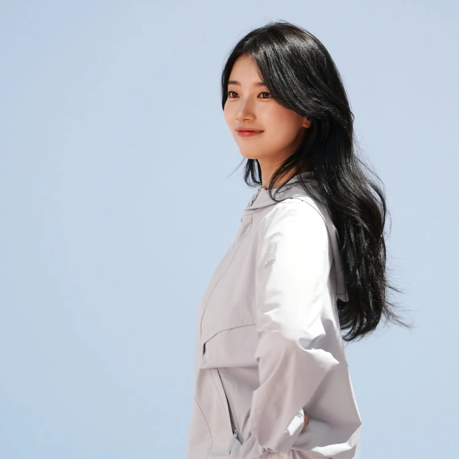Latest photo of Bae Suzy