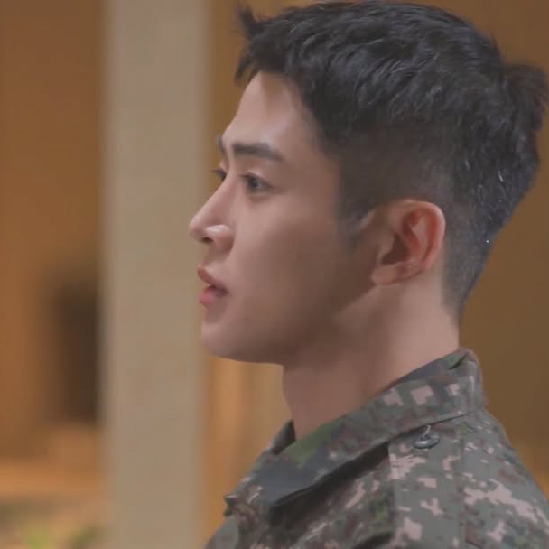 粉丝拍下的路云瞬间