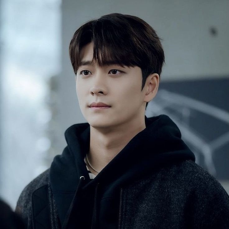 Latest photo of Kang Taeoh