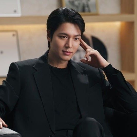 Recent activity shot of Lee Minho