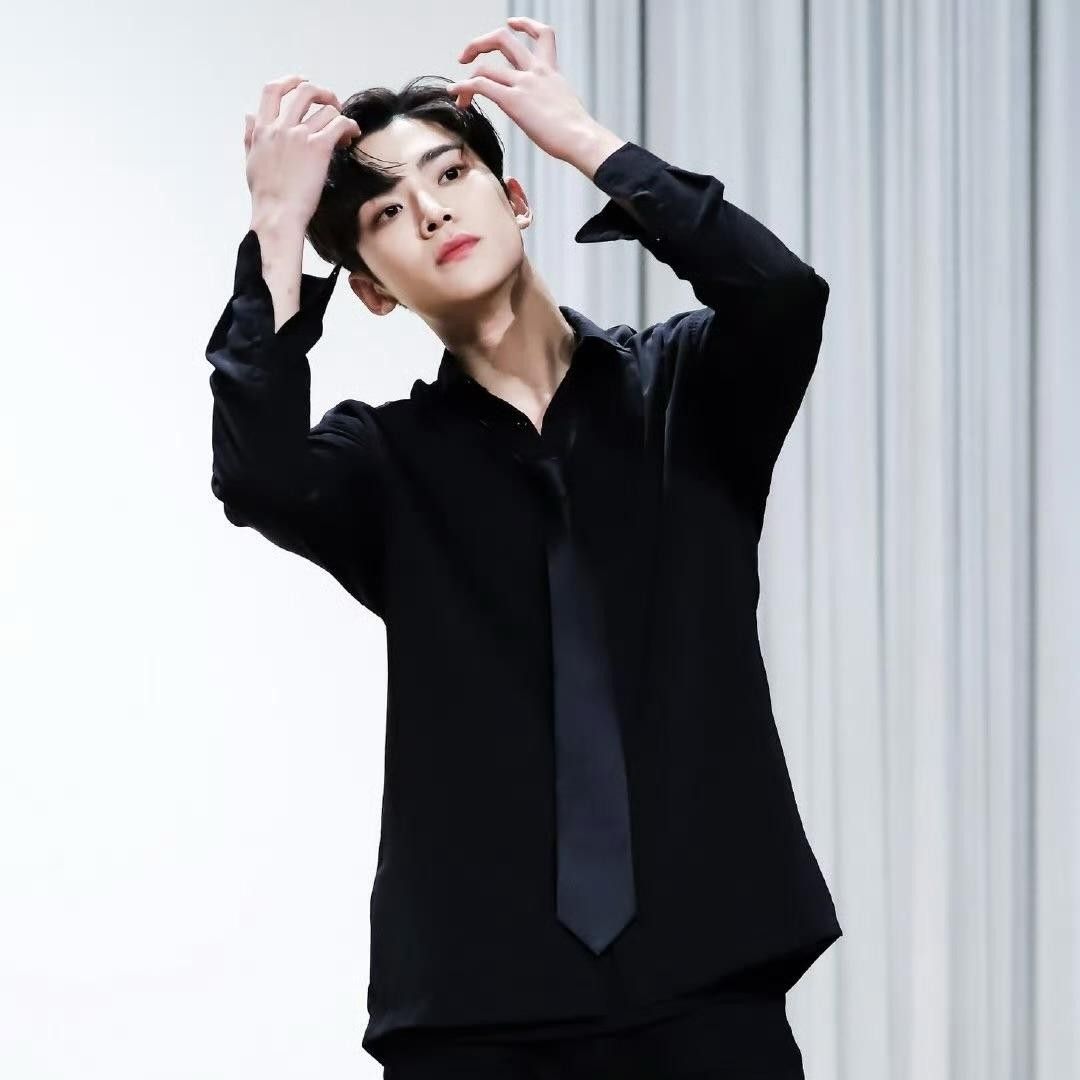 路云的最新照片