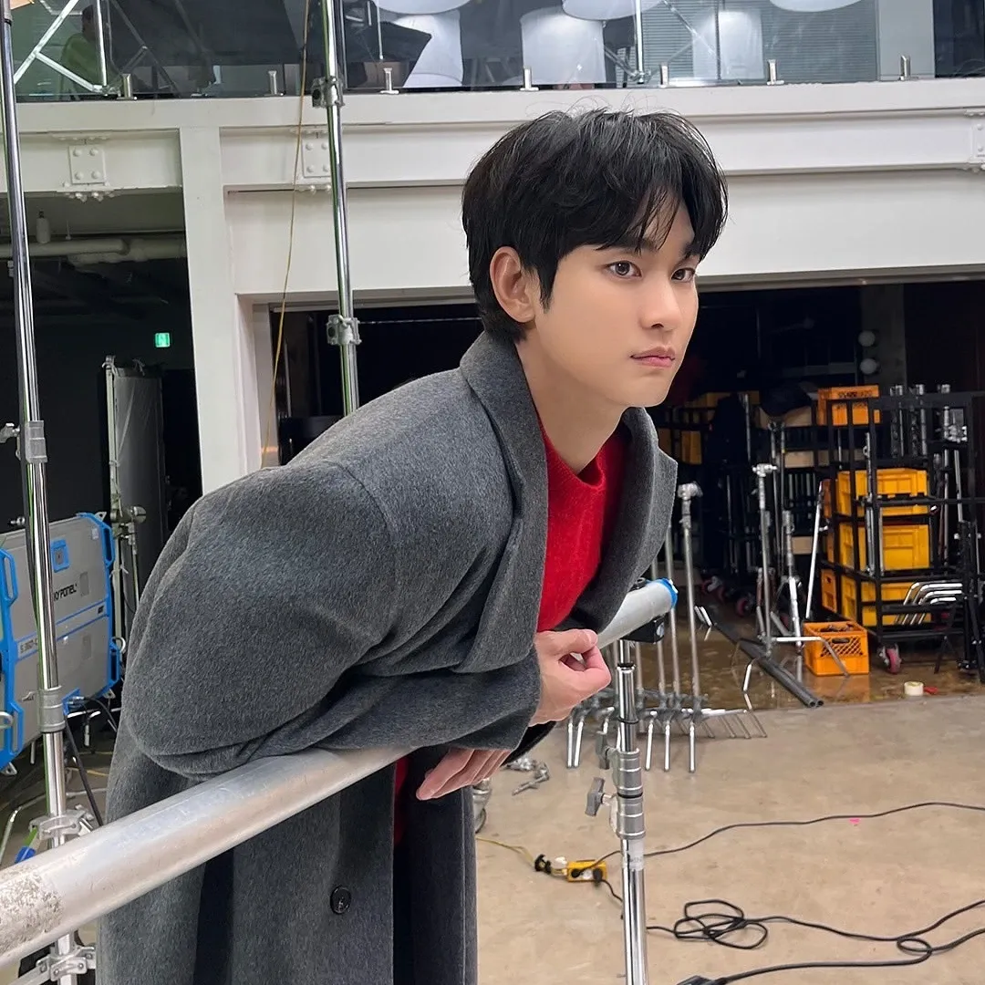 A moment captured by a fan of Kim Soohyun