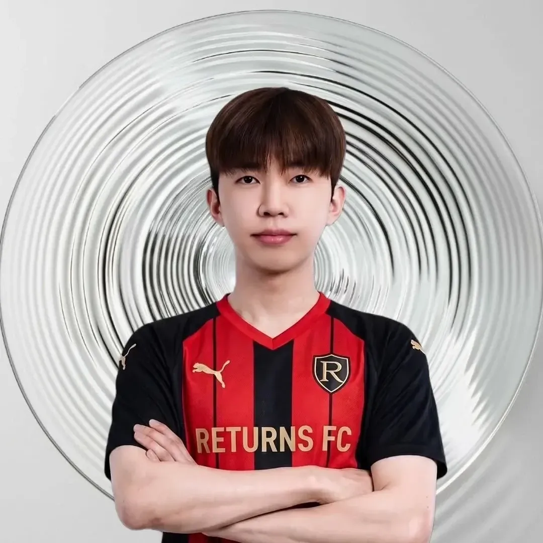 A moment captured by a fan of Lim Youngwoong