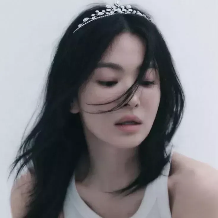 Behind-the-scenes cut of Song Hyekyo