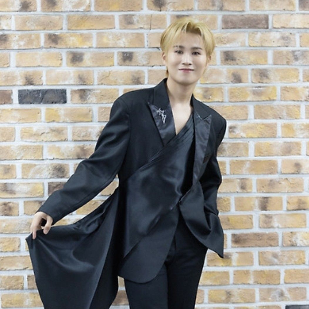 粉丝拍下的金熙栽瞬间