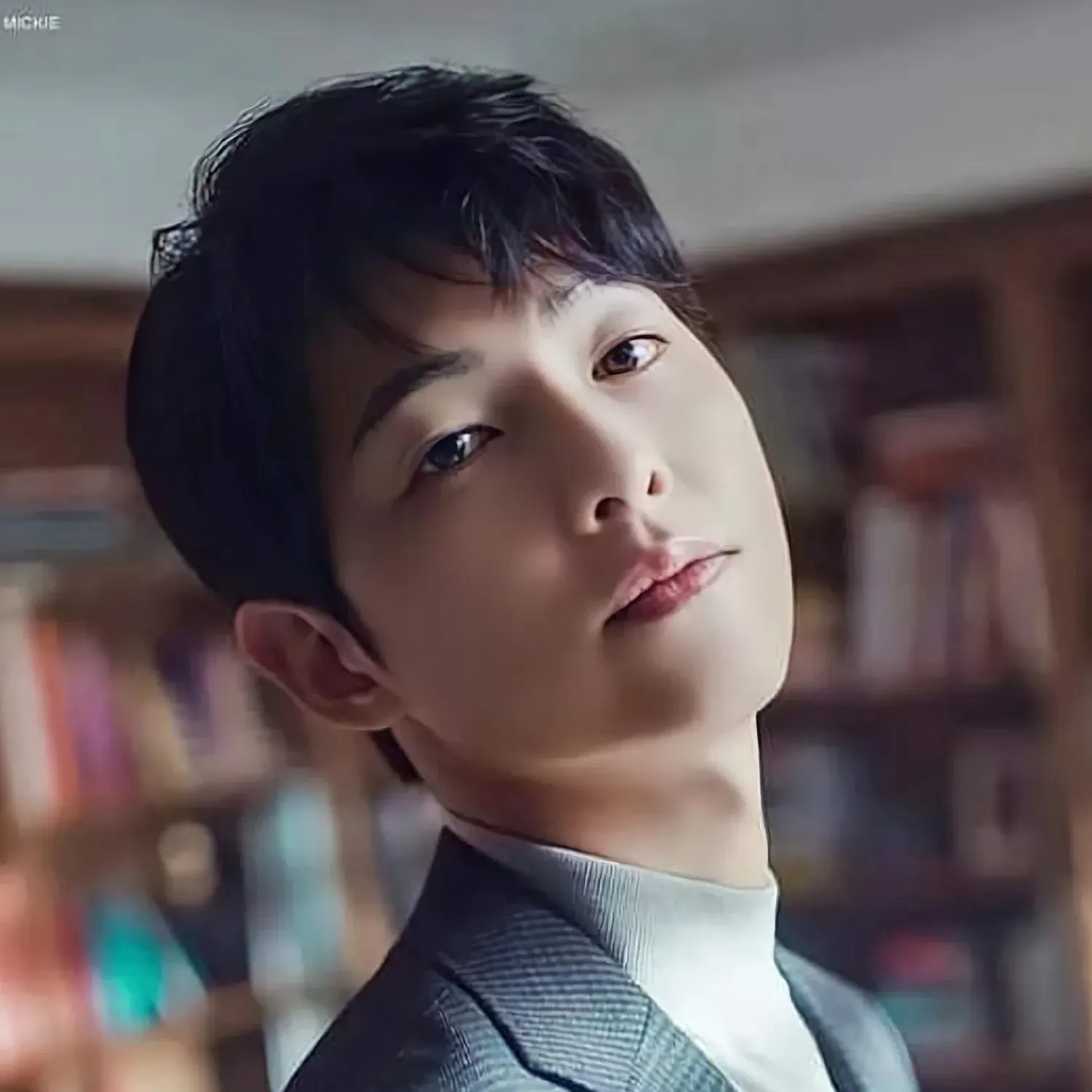 Foto terbaru dari Song Joongki