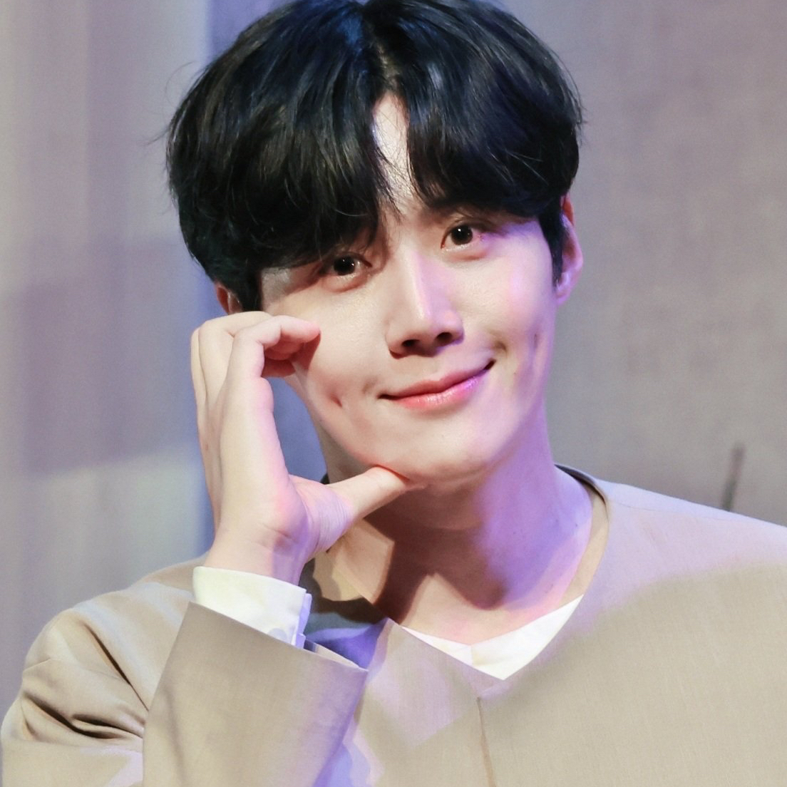 Cuplikan di balik layar dari Kim Seonho