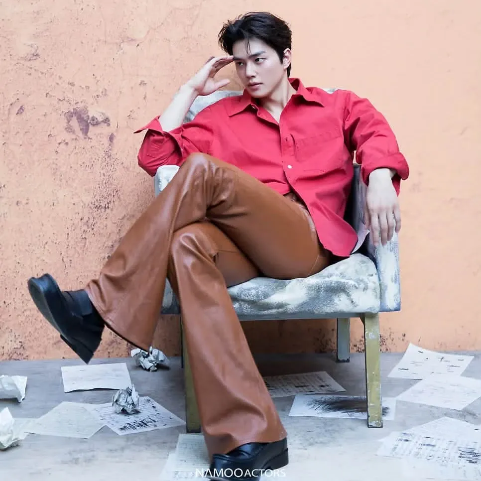 Recent activity shot of Song Kang