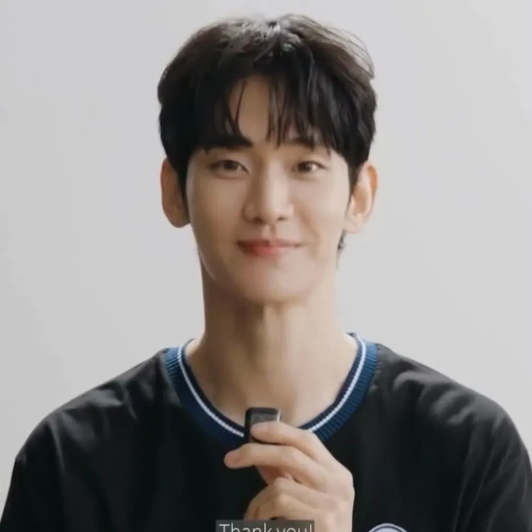Latest photo of Kim Soohyun