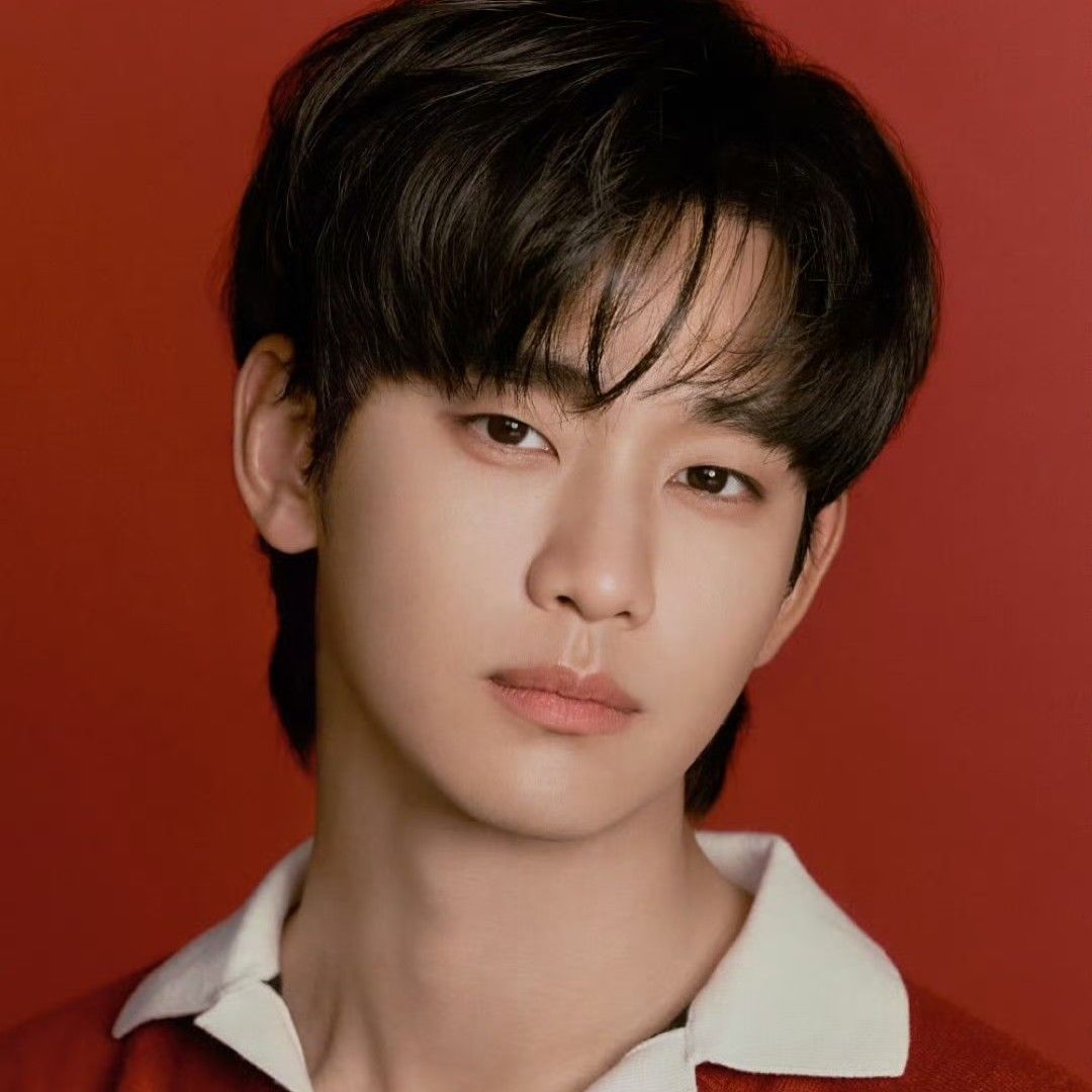 キム・スヒョンの最近の活動ショット