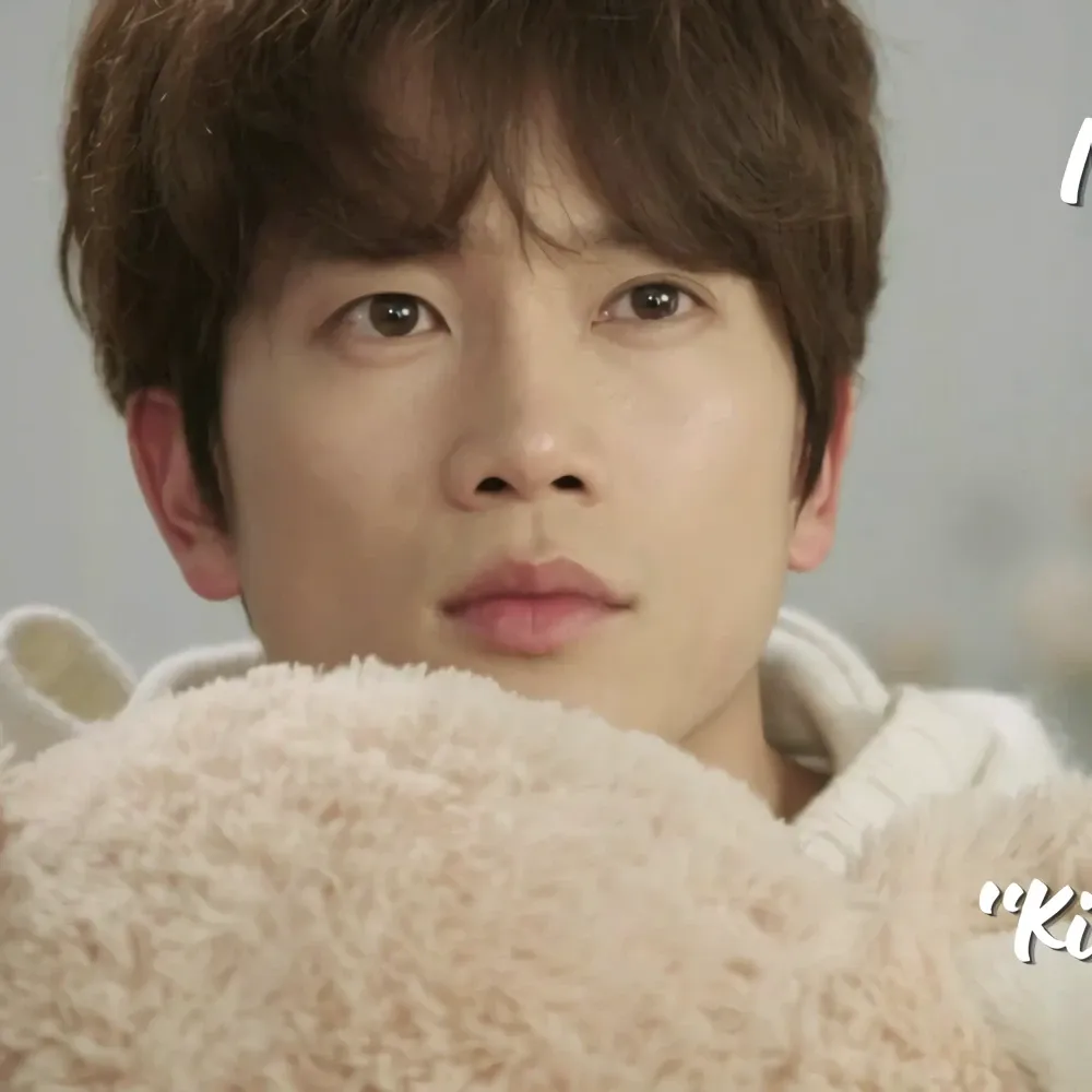 A moment captured by a fan of Ji Sung