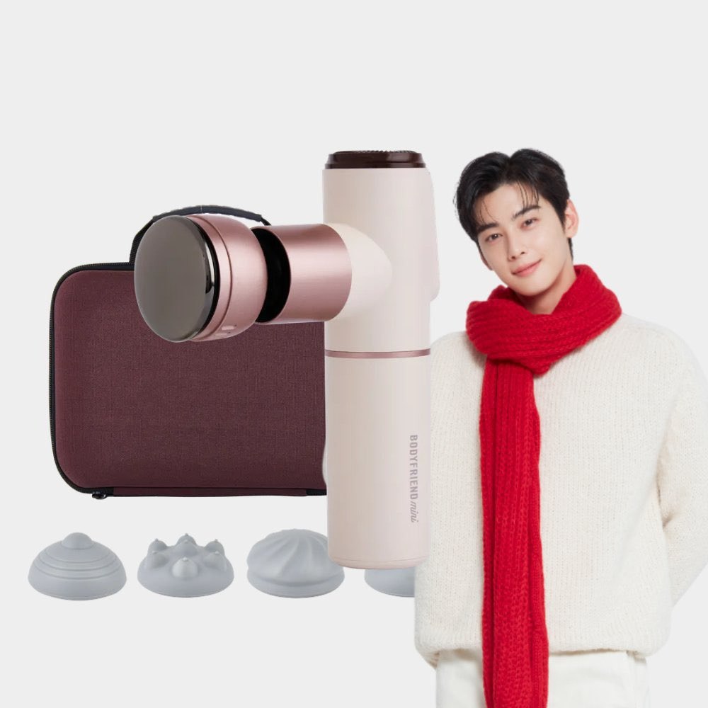 A moment captured by a fan of Cha Eunwoo