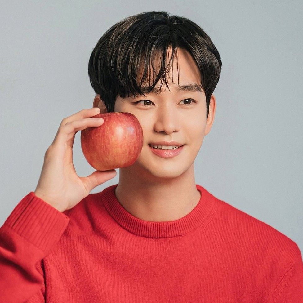 金秀賢的近期活動照