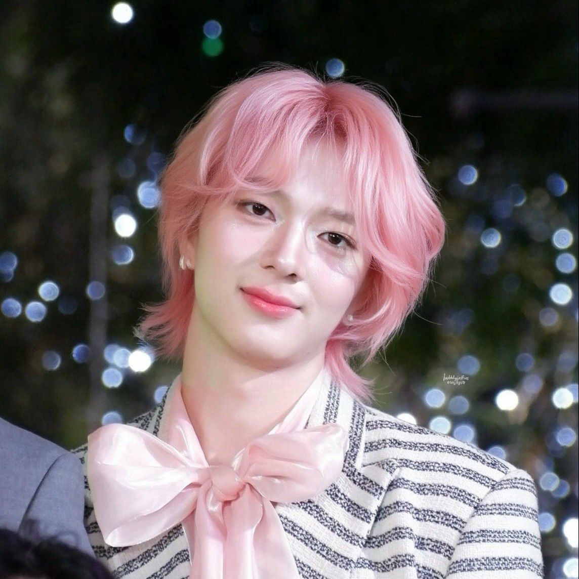 A moment captured by a fan of NuNew