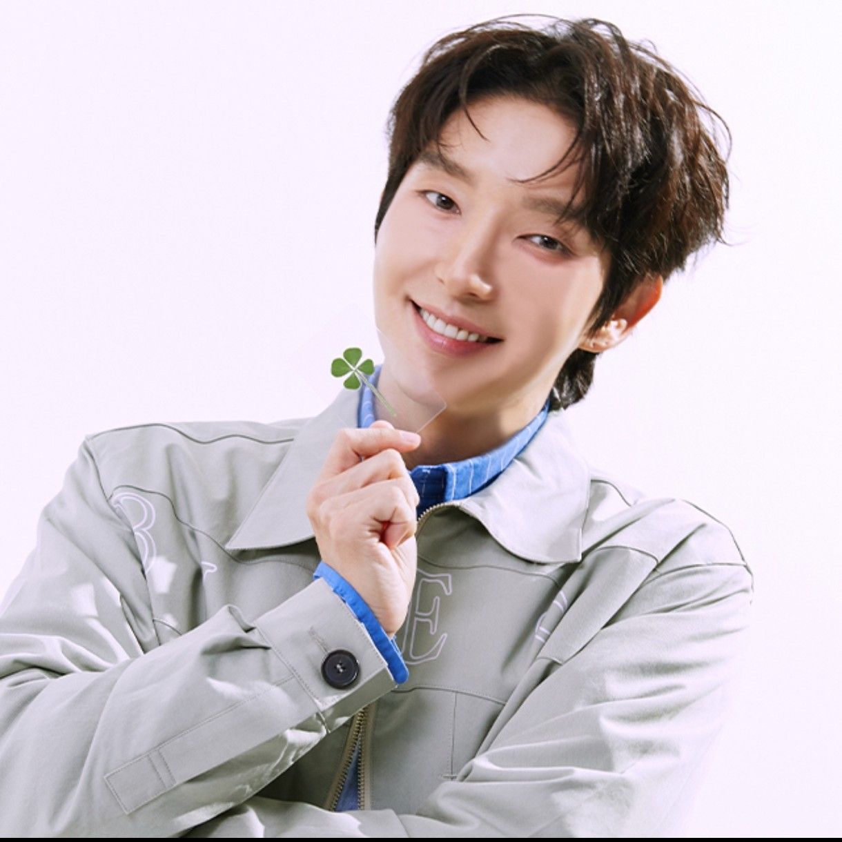 A moment captured by a fan of Lee Joongi