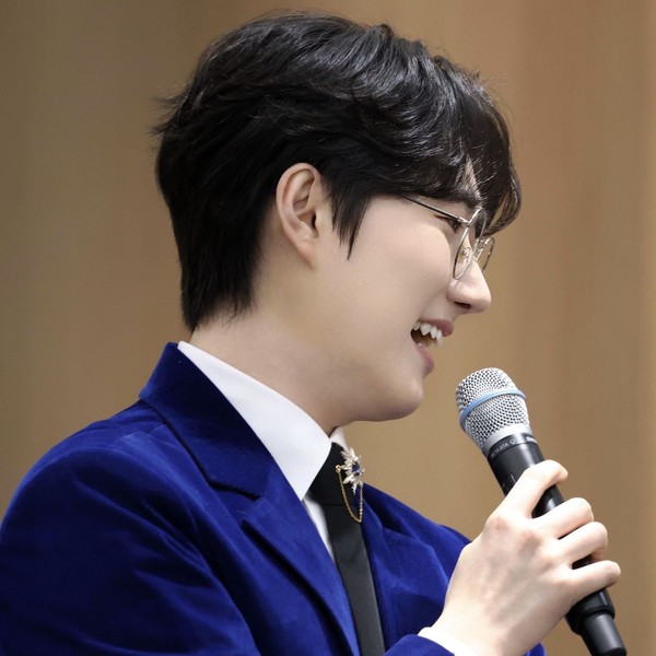 Popular profile photo of Gong Hoon loved by fans