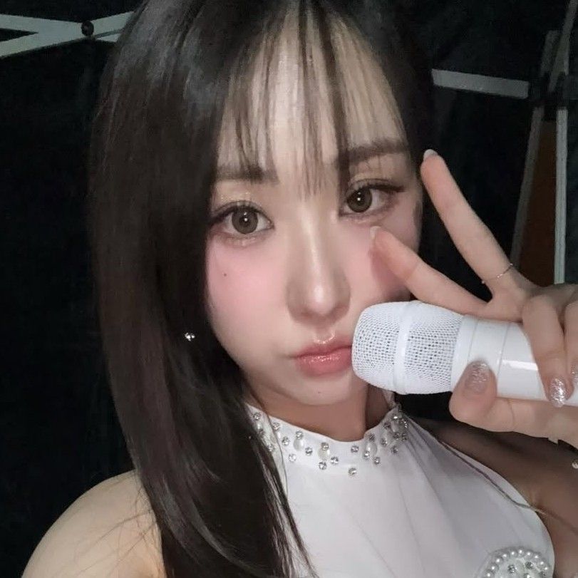 Cuplikan di balik layar dari Jeon Yujin