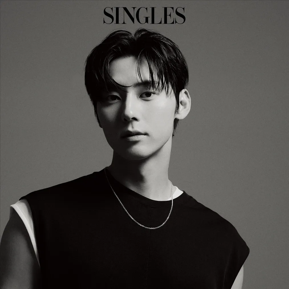 A moment captured by a fan of Hwang Minhyun