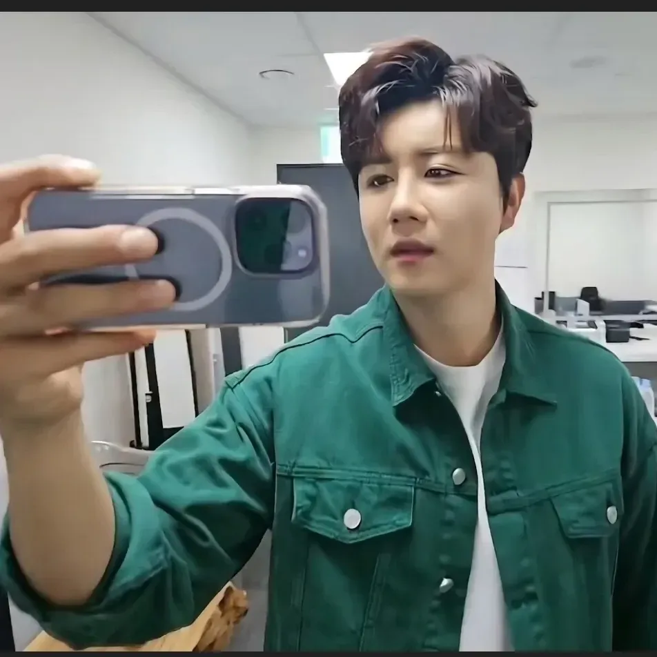 Recent activity shot of Jin Haesung