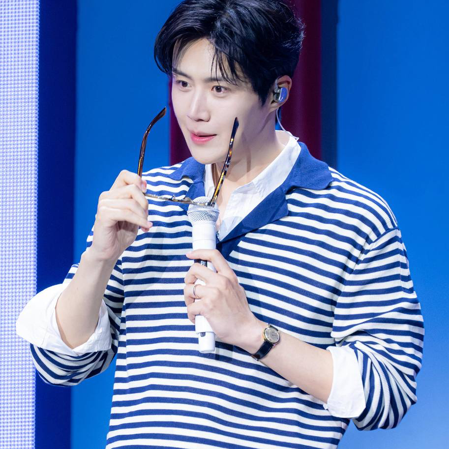 김선호 최근 활동샷