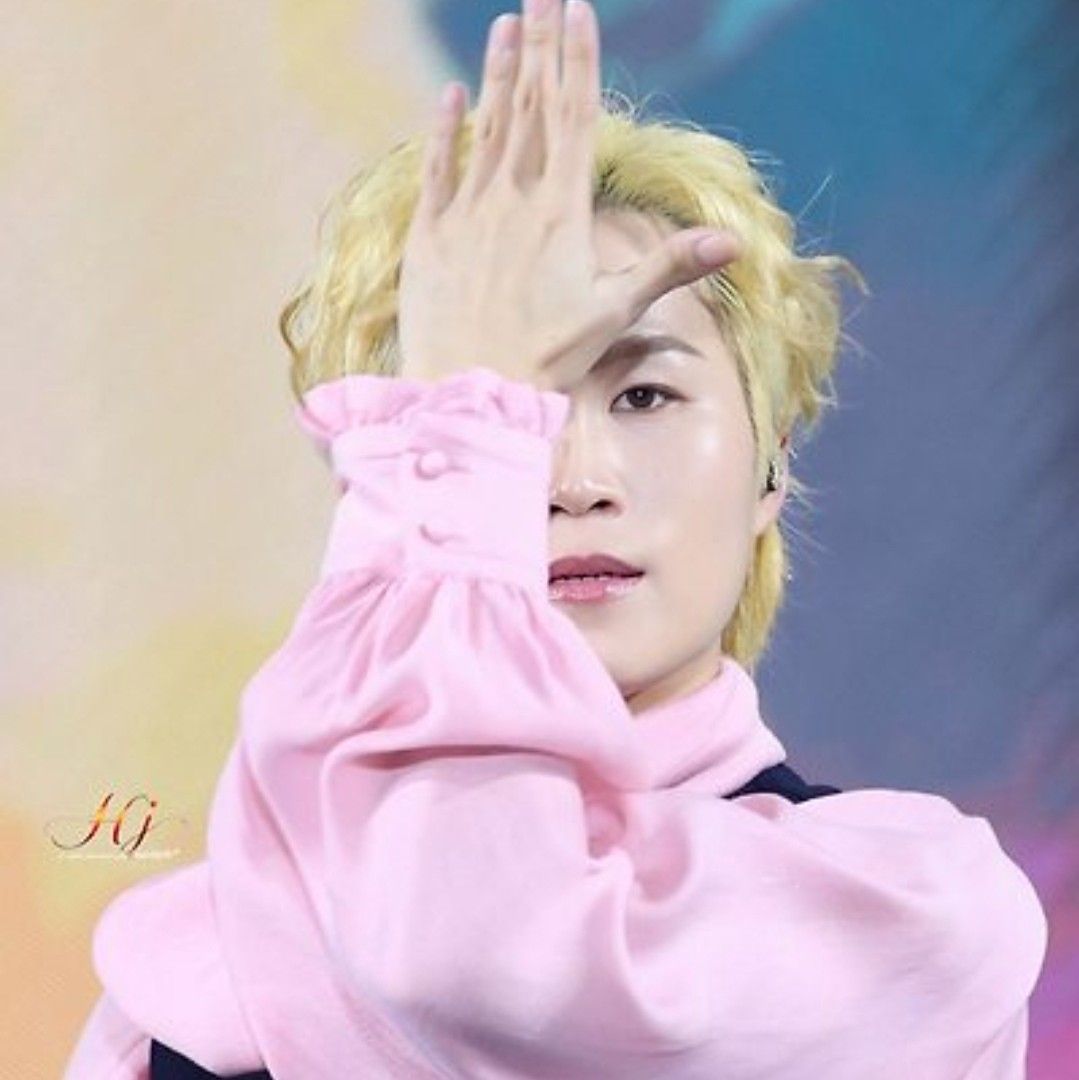 김희재 최근 활동샷