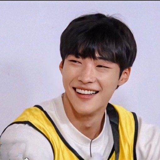 우도환 최근 활동샷