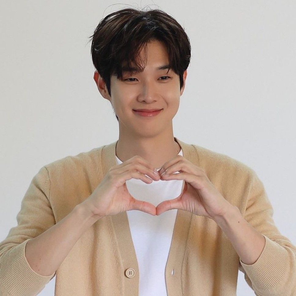 Behind-the-scenes cut of Choi Wooshik