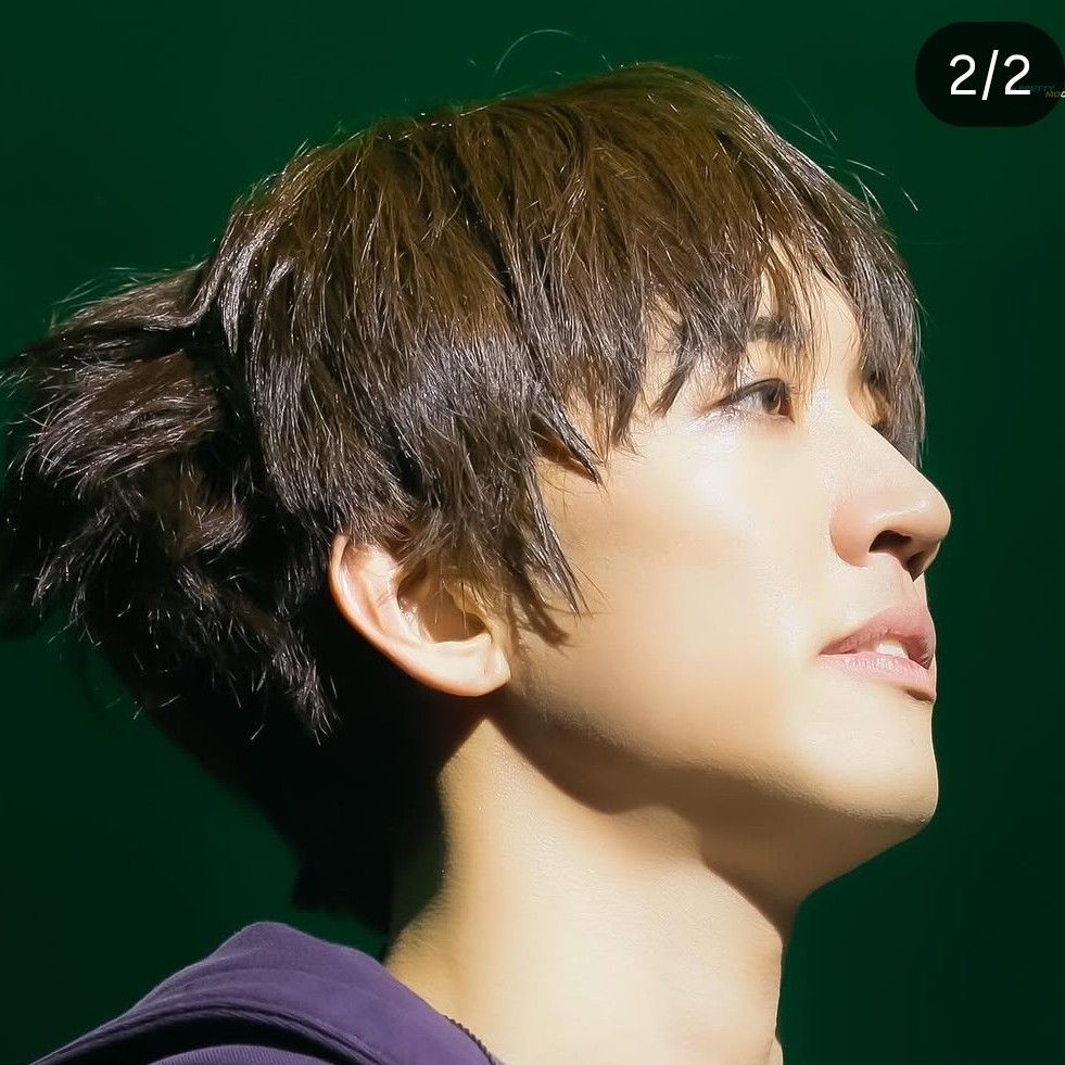 Recent activity shot of Lee Seungyoon