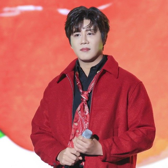 Recent activity shot of Jin Haesung