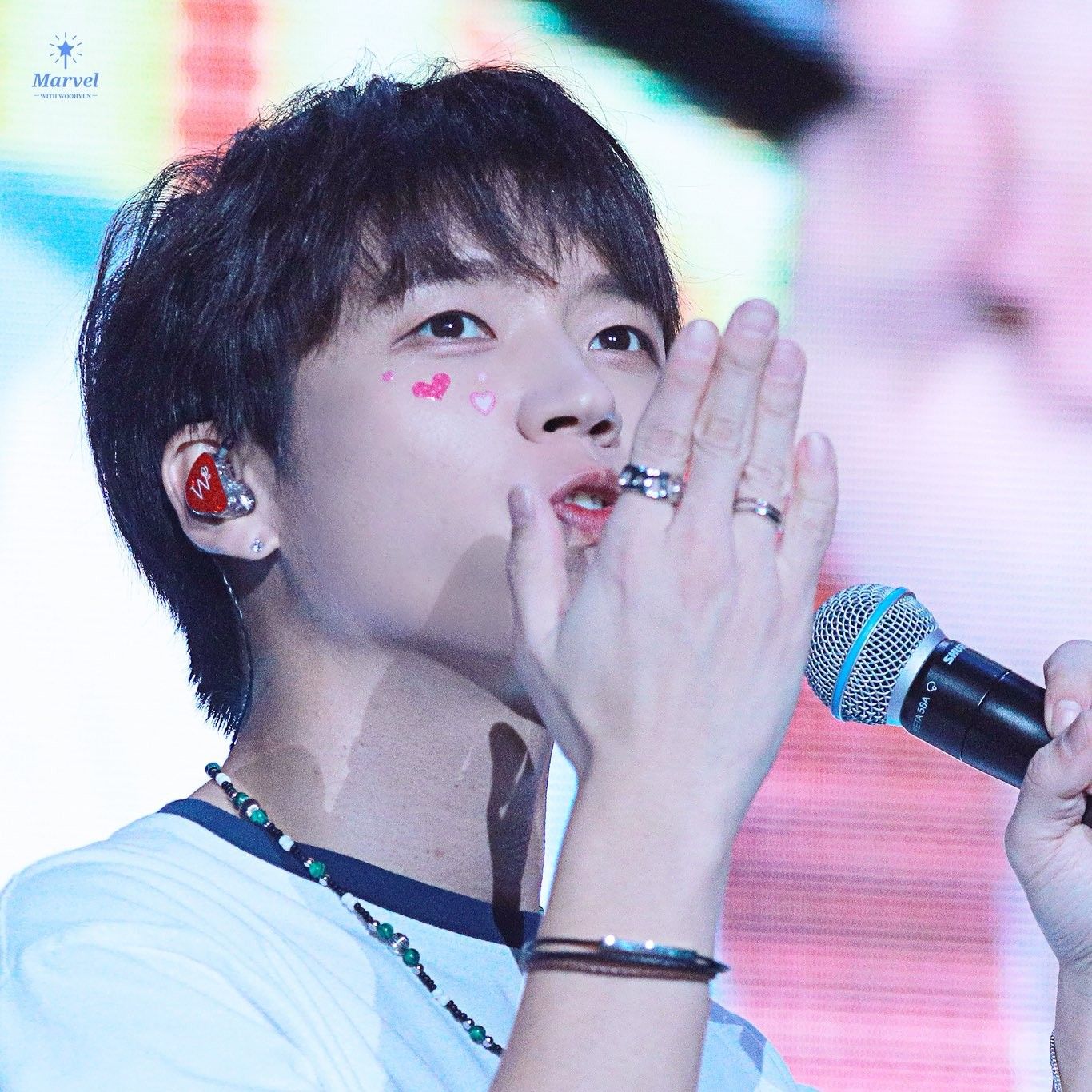 A moment captured by a fan of Nam Woohyun