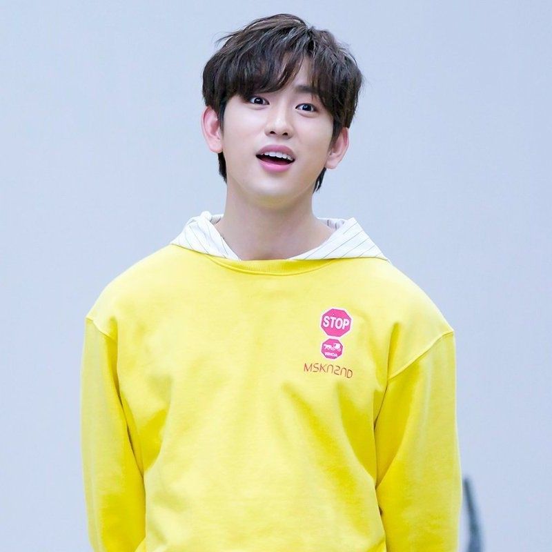 Latest photo of Park Jinyoung