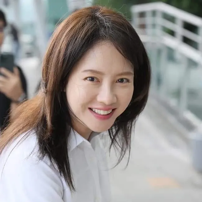 Recent activity shot of Song Jihyo