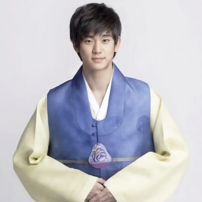 Latest photo of Kim Soohyun
