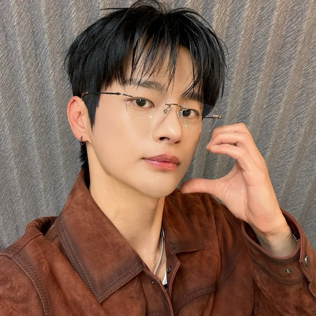 Momen yang diabadikan oleh penggemar Seo Inguk