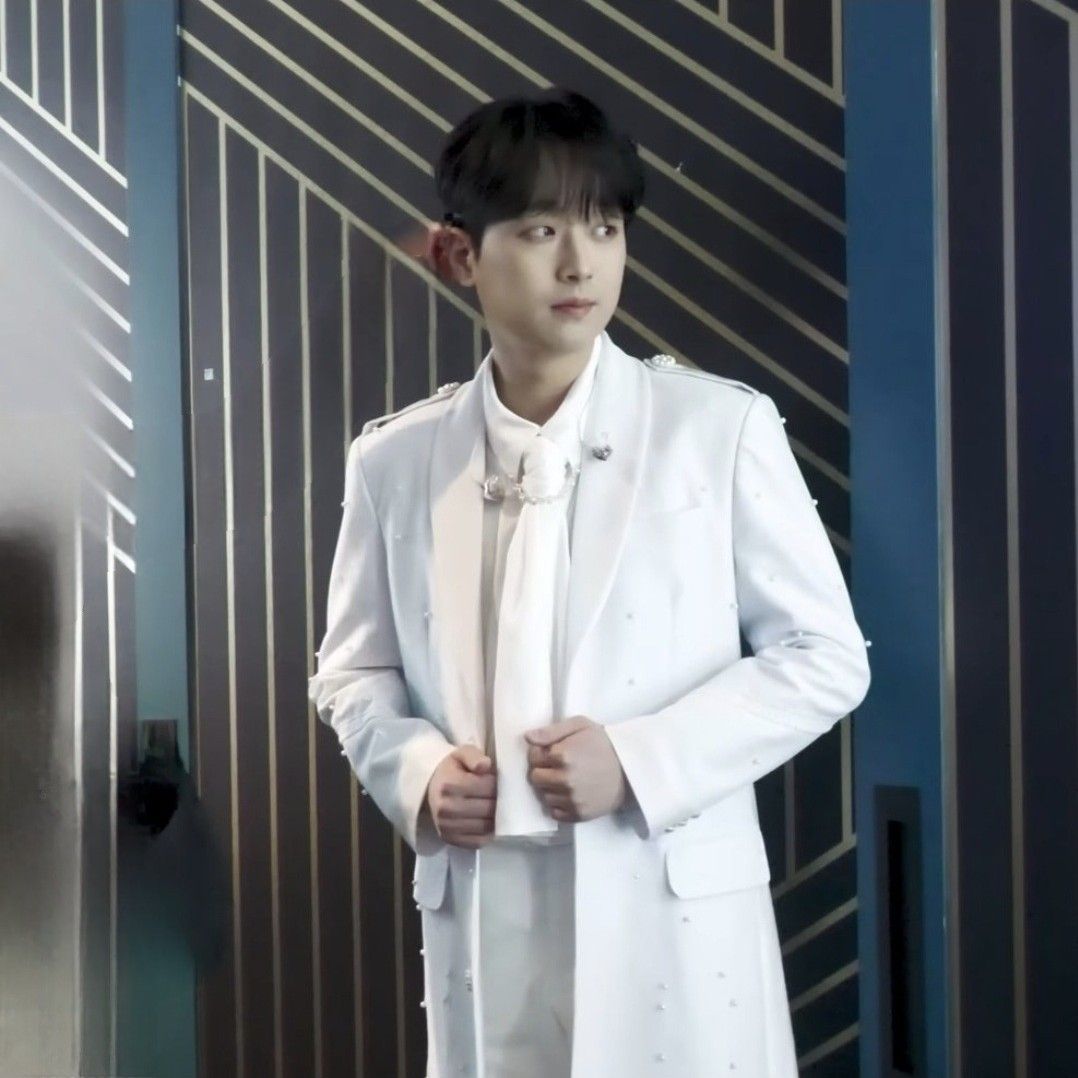 イ・チャンウォンの最近の活動ショット