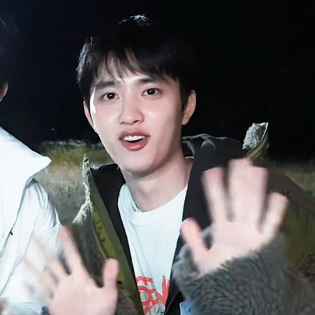 Cuplikan di balik layar dari Doh Kyungsoo (D.O.)