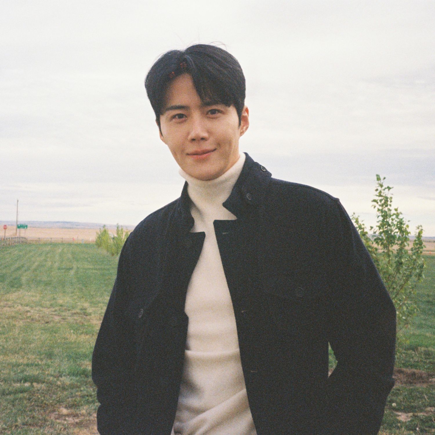 Behind-the-scenes cut of Kim Seonho