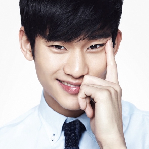 Behind-the-scenes cut of Kim Soohyun